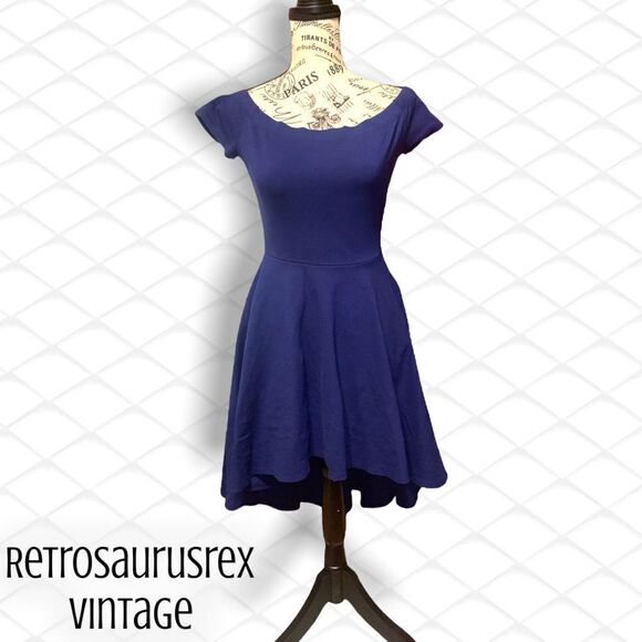 𝅺high Low Skater Dress - Picture 5 of 9